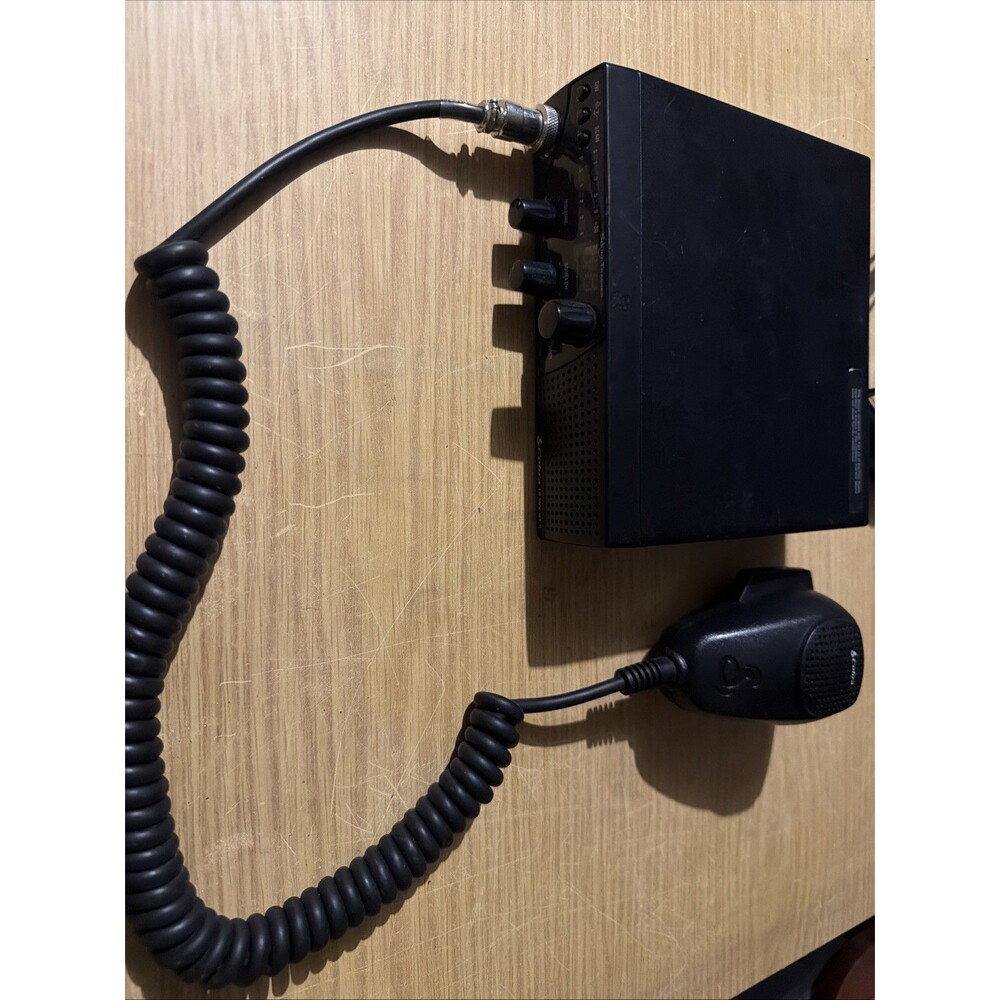 Cobra CB Radio 18 WX ST II Sound Tracker With Mic UNTESTED